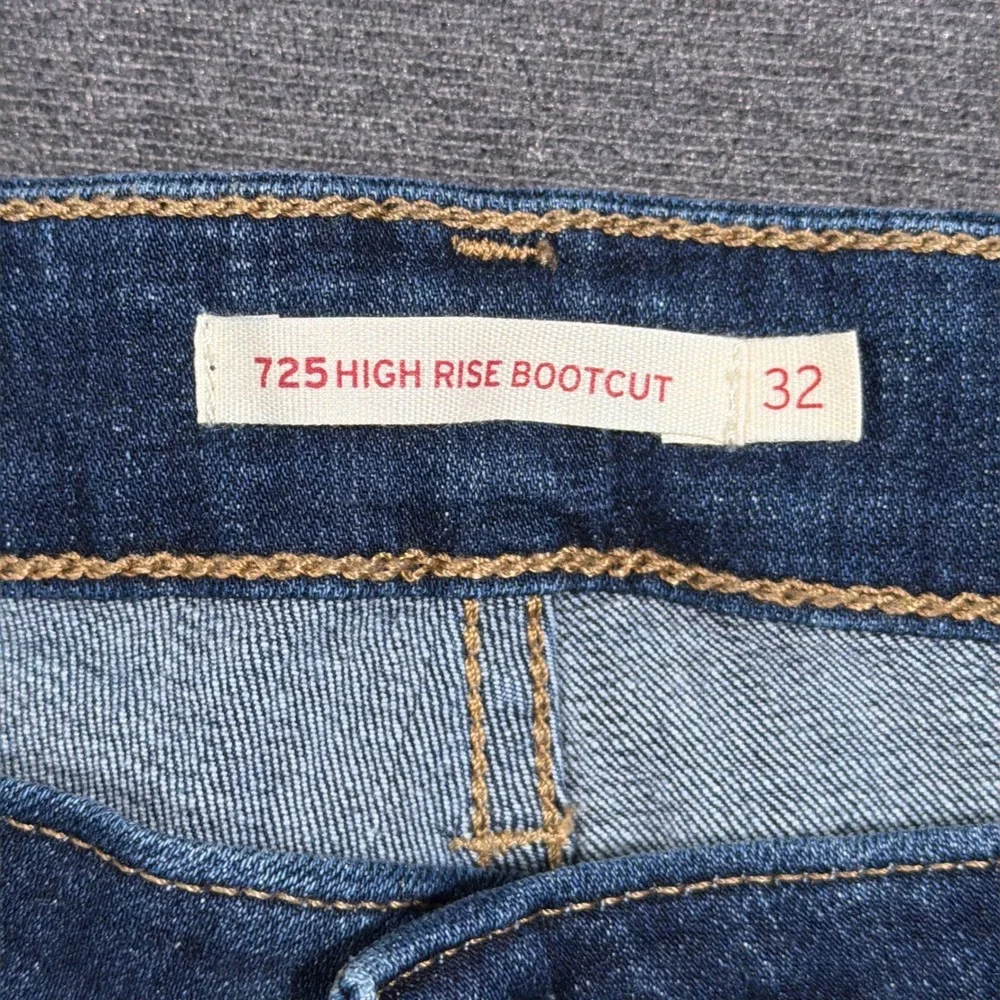 Levi's‎ 725 High Rise Bootcut Jeans Women 32 Dark Blue Stretch Denim Casual